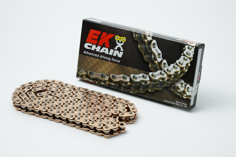 EK_520ZVX3_GOLD_1-800x533